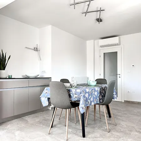 Beautiful Apartment In Rovinj *
